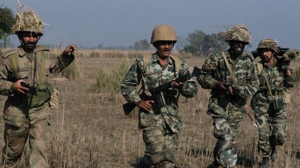 Clashes broke out between the Taliban and the Pakistani military on the border.