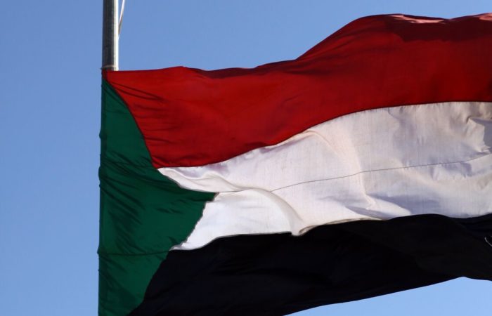 The whole of Sudan was left without electricity due to problems at one of the hydroelectric power stations.