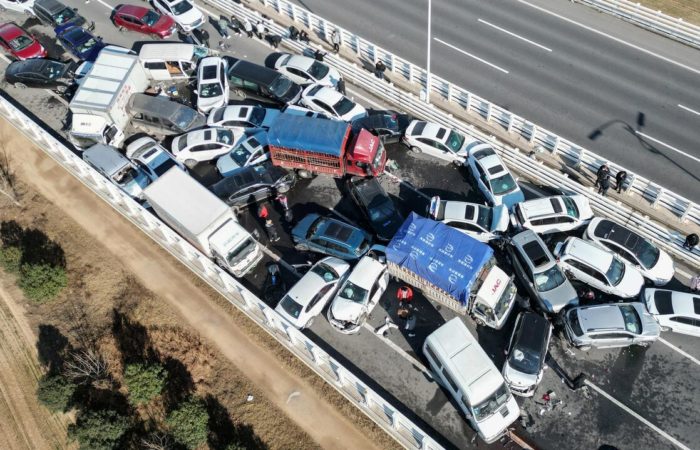 In China, there was an accident involving 200 cars.