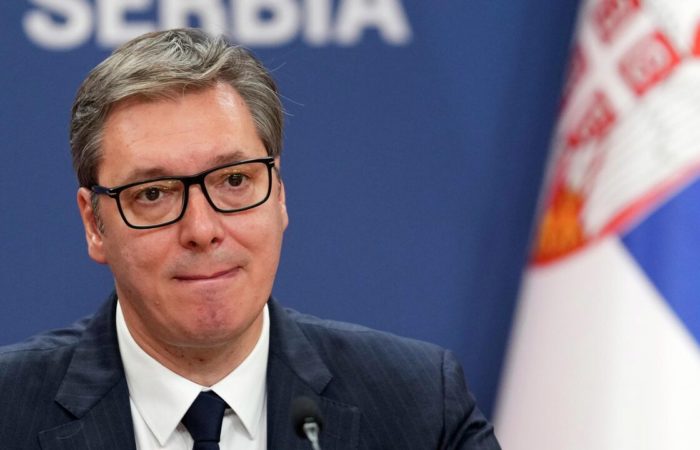 Vučić called on Albanians and Serbs to keep the peace in Kosovo and Metohija.