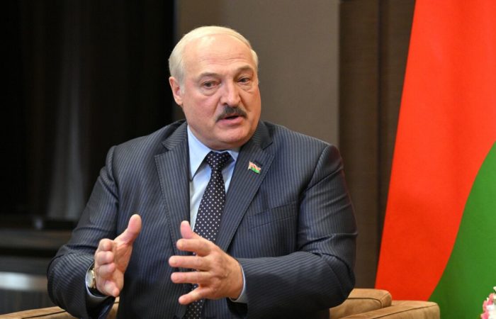 Lukashenko wants to discuss with Putin the problematic aspects of union programs.