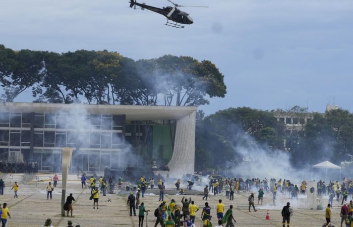 Scholz supported the President of Brazil and condemned the protesters’ attacks.