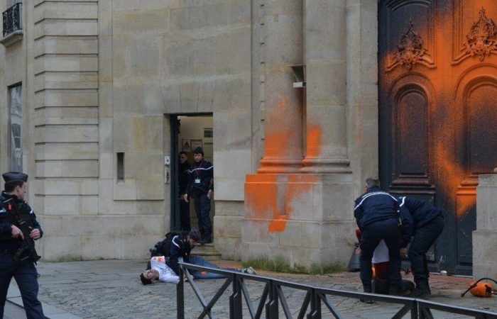 Activists were detained for throwing paint on the facade of the Matignon Palace in Paris.