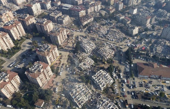 The condition of buildings after earthquakes in 10 provinces of Turkey was assessed.
