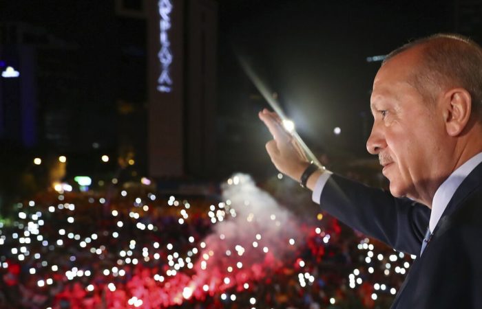 Turkey’s ruling party does not intend to postpone the elections.