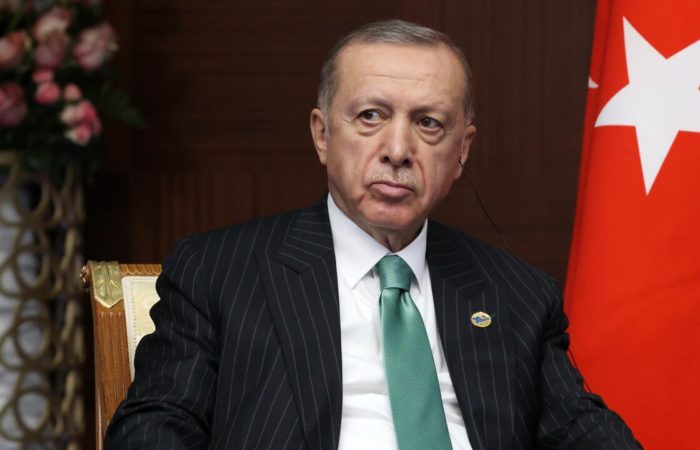 Erdogan said that the departments began to eliminate the consequences of the earthquake.