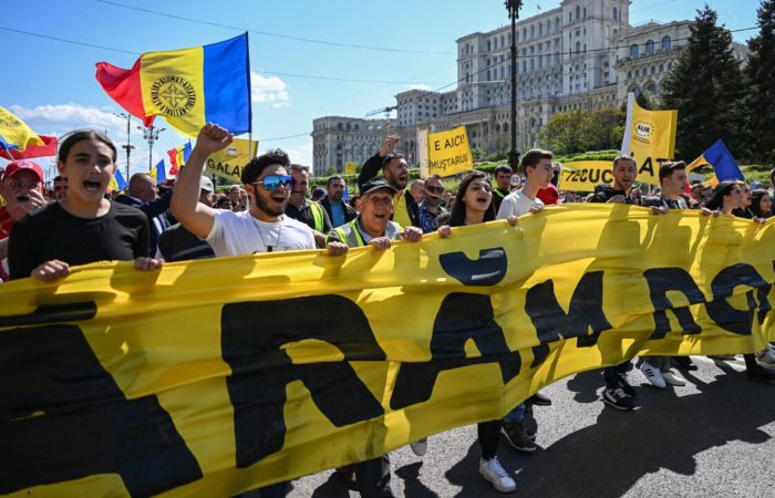 A massive anti-government protest took place in Romania.