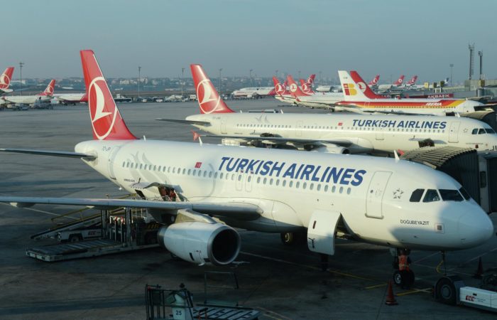 The Turkish airliner returned to the airport due to an emergency situation.