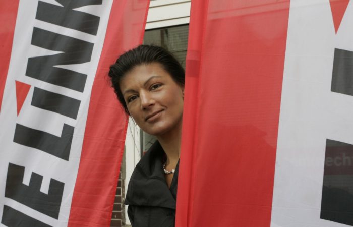 Wagenknecht condemned the head of the European Commission for plans to admit Ukraine to the EU.