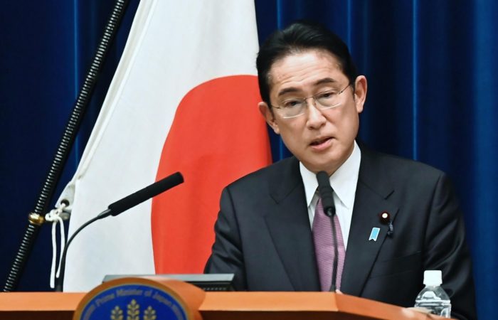 The Japanese Prime Minister stated the need to strengthen the country’s defense.