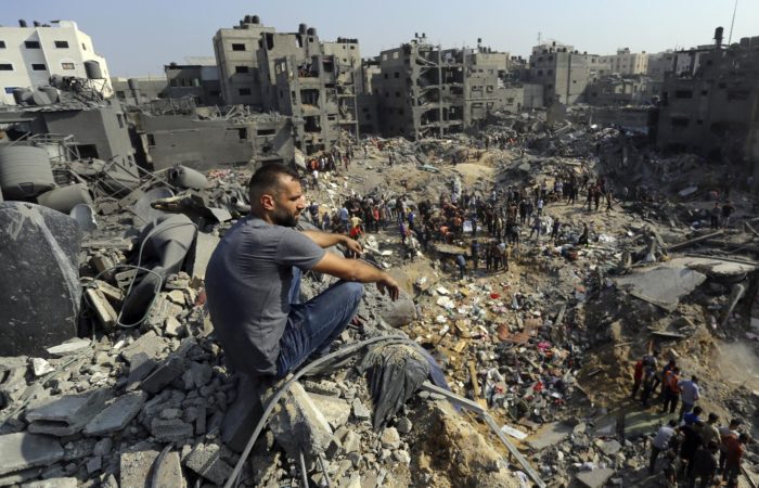 The European Commission said that the EU has sent 320 tons of humanitarian aid to the Gaza Strip.