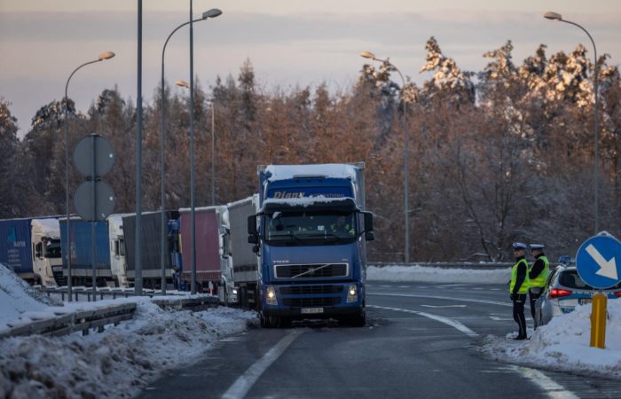 A large queue of cars has formed on the border between Poland and Ukraine.